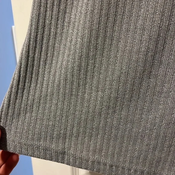 Top - Picture 4 of 4